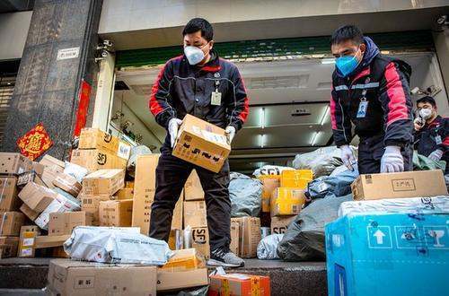 快递小哥送一件快递大概多少钱?_快递鸟