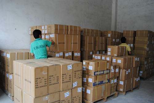 为什么在京东买的东西,丰巢柜显示极兔速递?_快递鸟