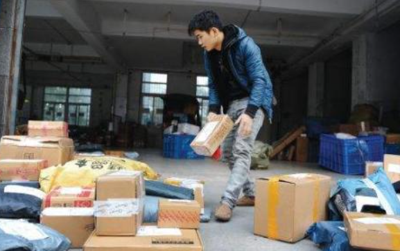 如何解决网购快递延误损坏问题?_快递鸟