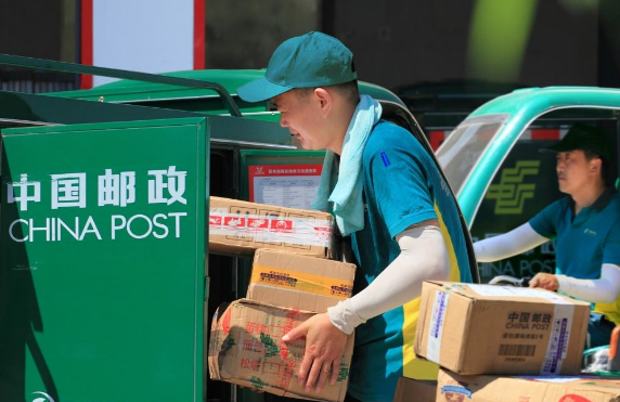 邮政快递包裹送货上门吗?_快递鸟