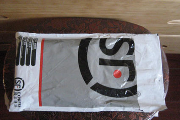 用顺丰快递邮电脑安全吗?_快递鸟