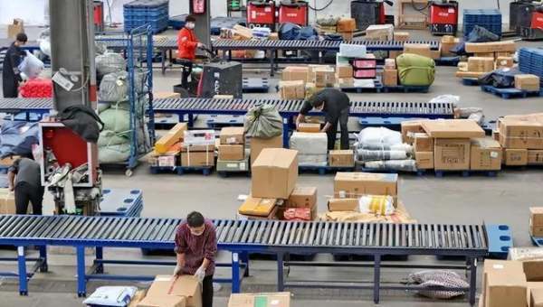 怎么看待快递小哥弄丢快递?_快递鸟